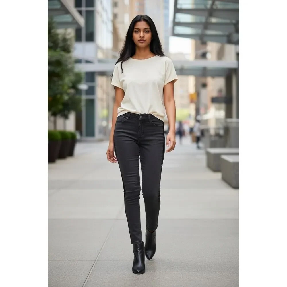 DENIZEN Women's High Rise Ankle Skinny Stretchy Black Wash Jeans - Size: 6